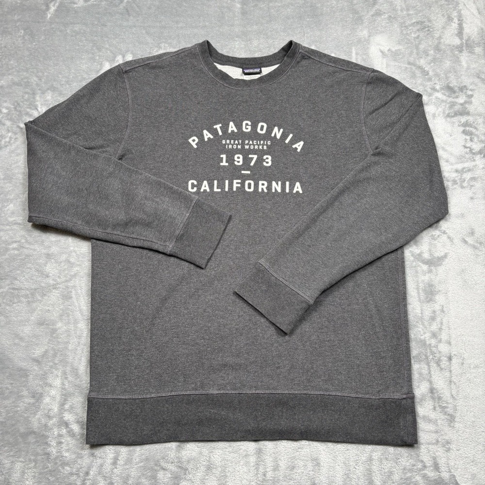 Patagonia Arched Collegiate Logo Midweight Crew Sweatshirt Men's Size XL